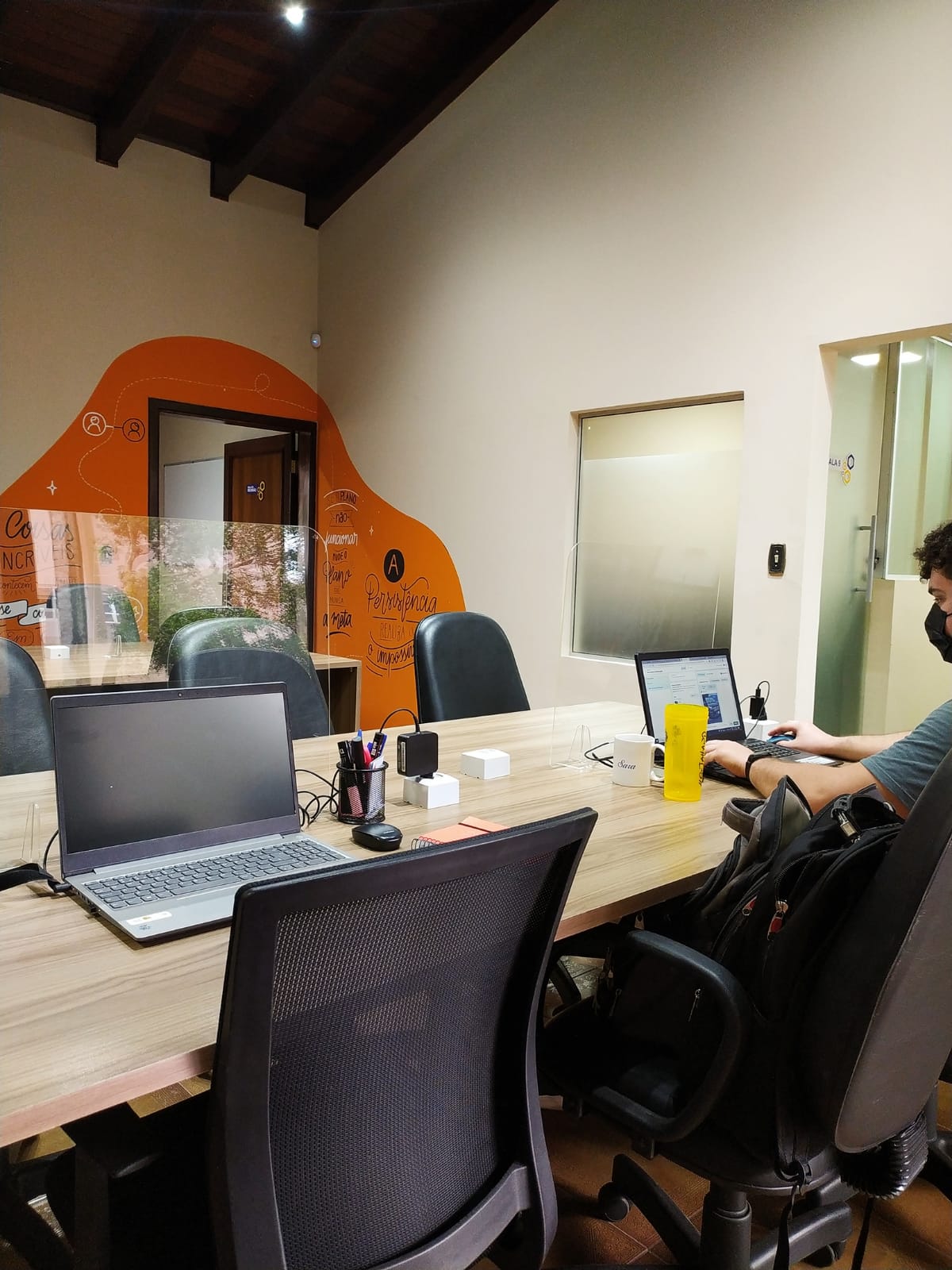 espaco-compartilhado-coworking-hive-2